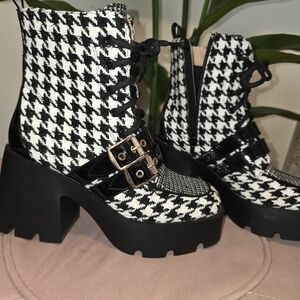 Betsey Johnson Black and White Lace Up Boots